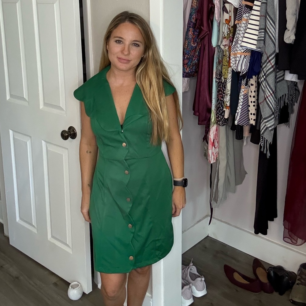 Morhuduck Elegant Green Button-Down Dress